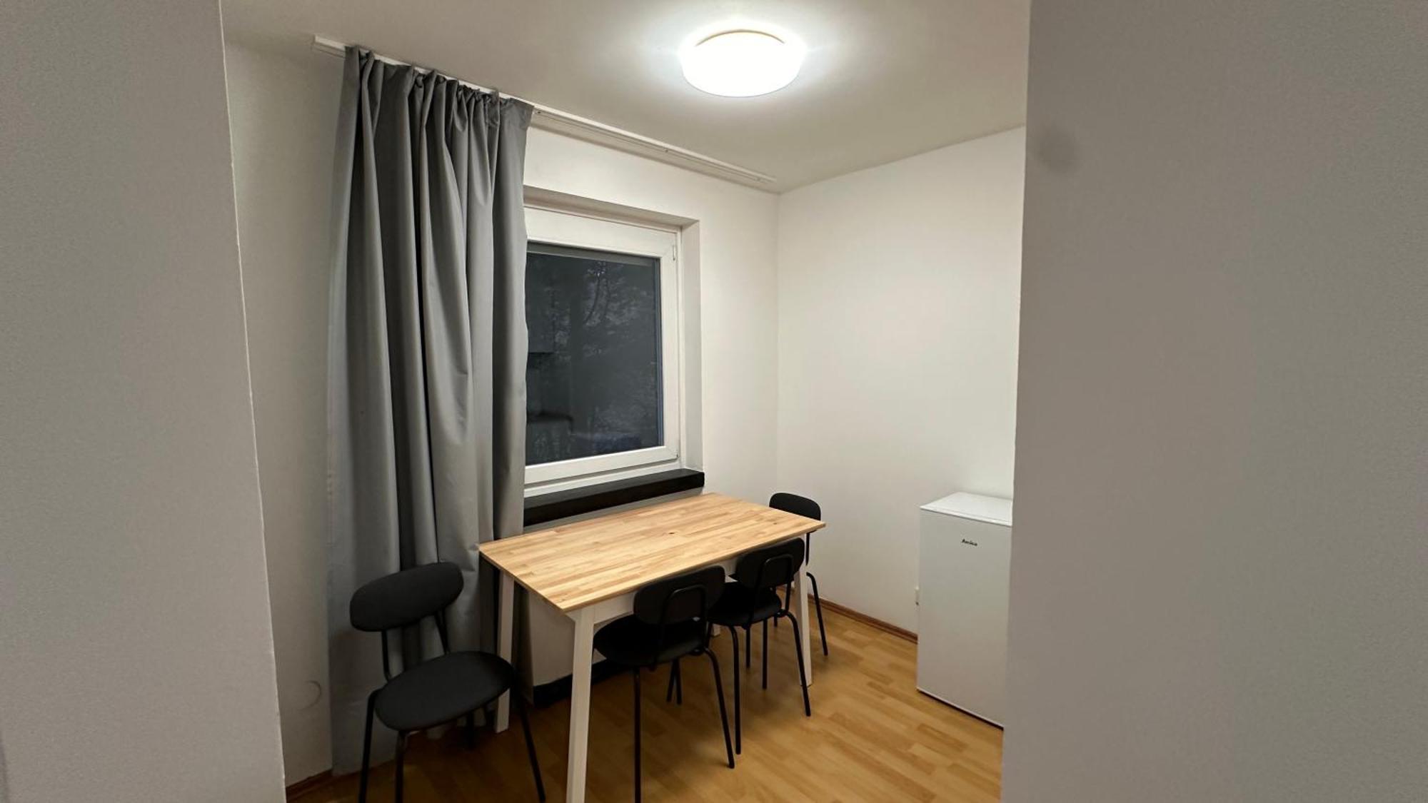 Apartment Hotel *